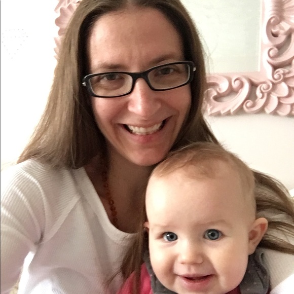 Meet your Posher, Jodia - Picture 1 of 1